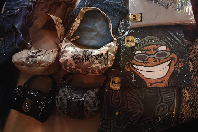 Shop the Best Purses for Women Near Me with Worldwide Shipping