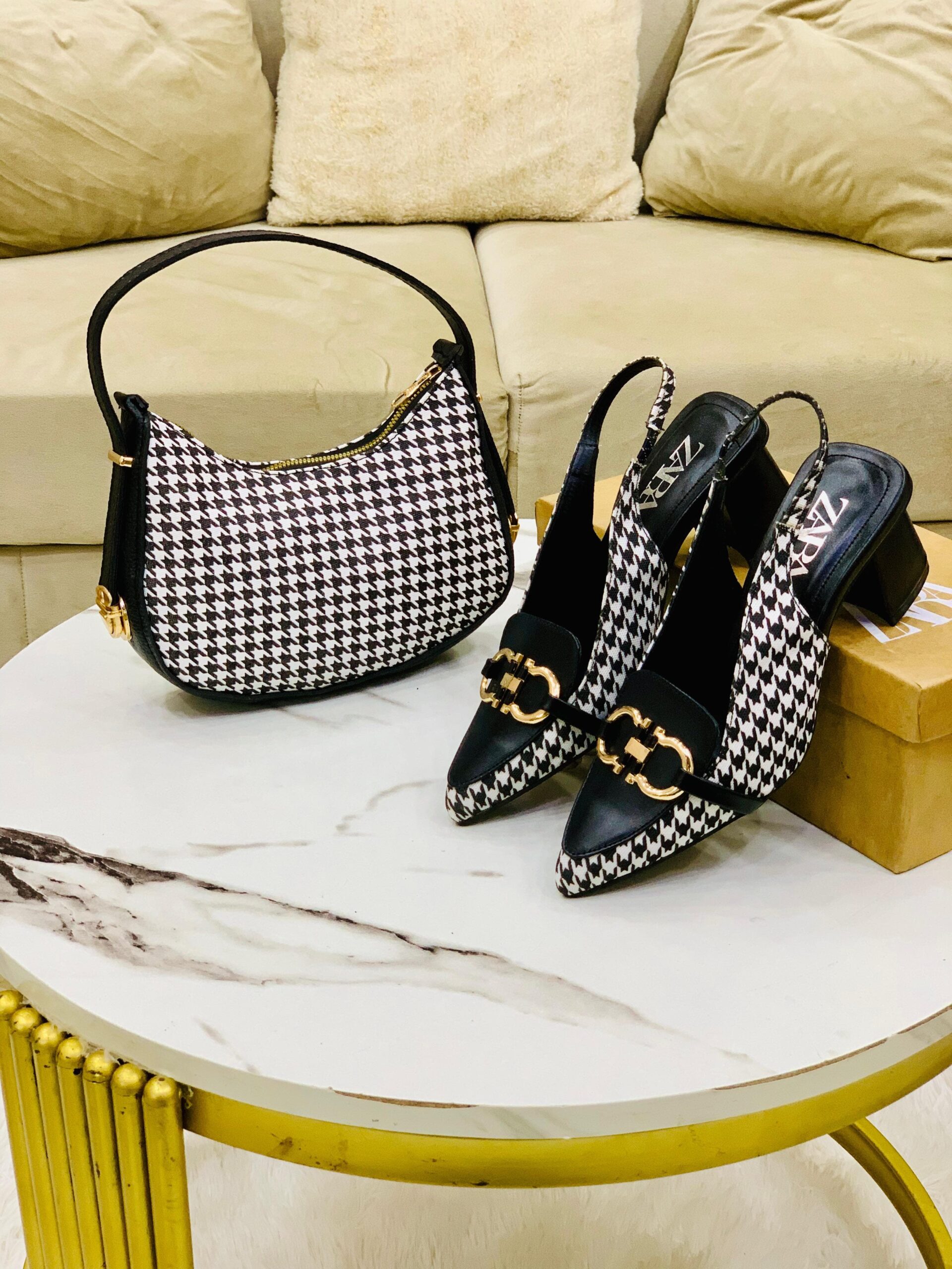 Buy Houndstooth Pattern Shoulder Bag and Heel Set