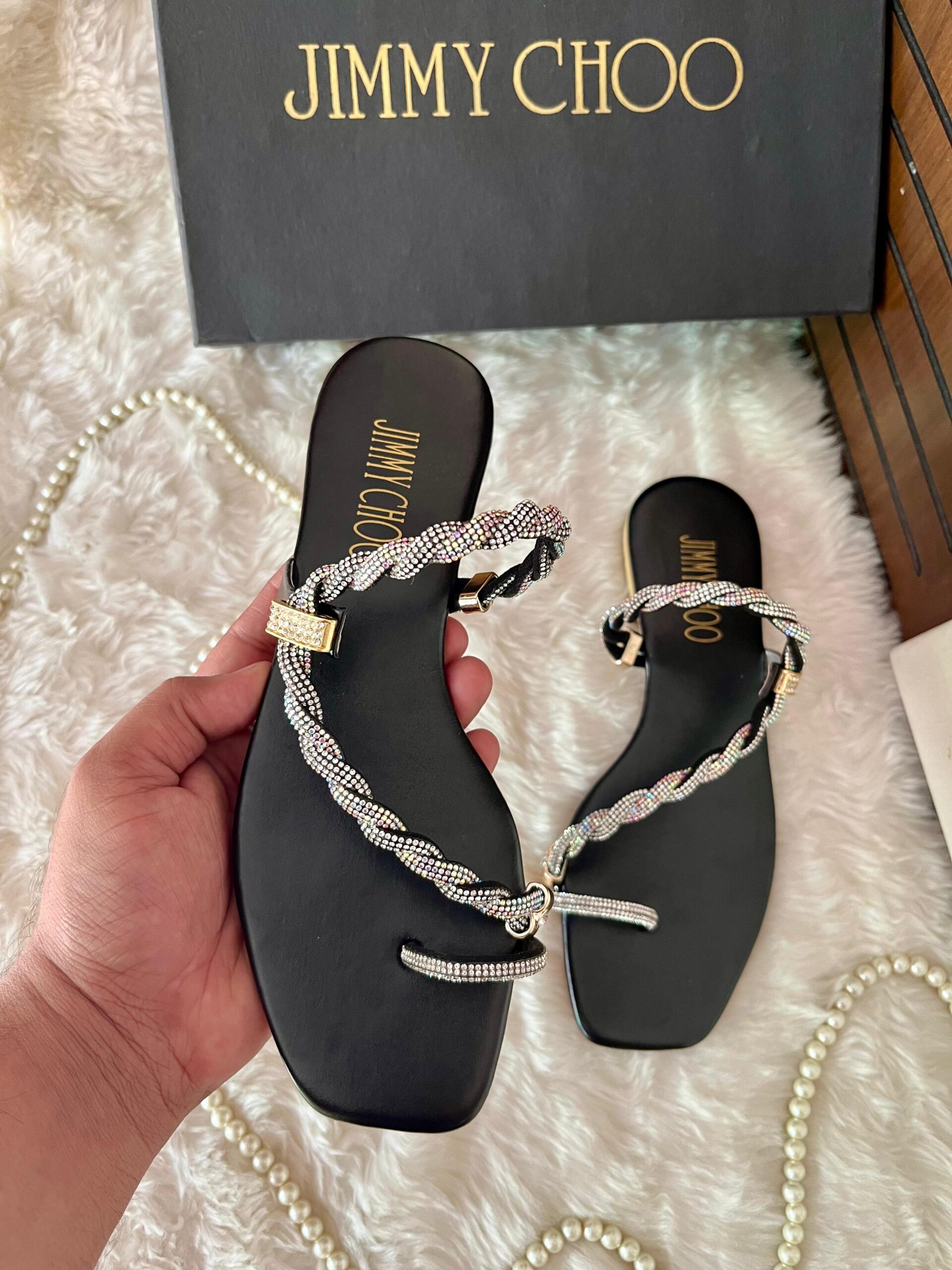 Fashion toe ring flat with sparking straps